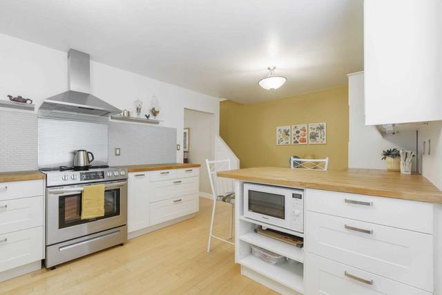 60 - 145 Rice Ave, Townhouse with 3 bedrooms, 2 bathrooms and 2 parking in Hamilton ON | Image 14