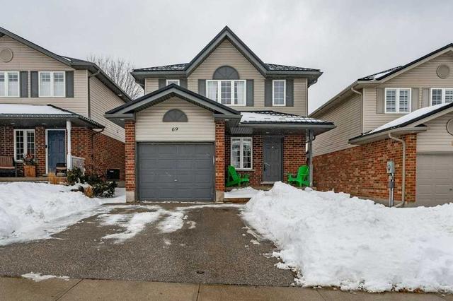 69 Rush Meadow St, House detached with 3 bedrooms, 3 bathrooms and 3 parking in Kitchener ON | Image 1