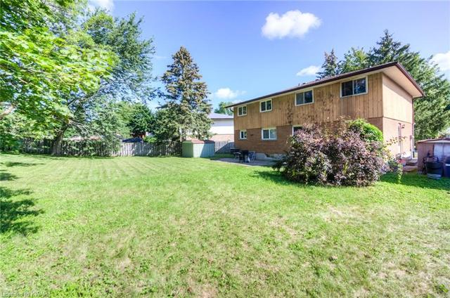 439a Midwood Crescent, House semidetached with 4 bedrooms, 1 bathrooms and 3 parking in Waterloo ON | Image 13