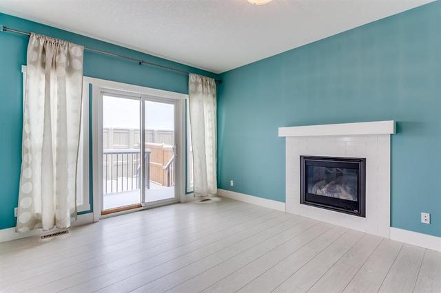 33 Covecreek Mews Ne, House detached with 3 bedrooms, 2 bathrooms and 4 parking in Calgary AB | Image 5