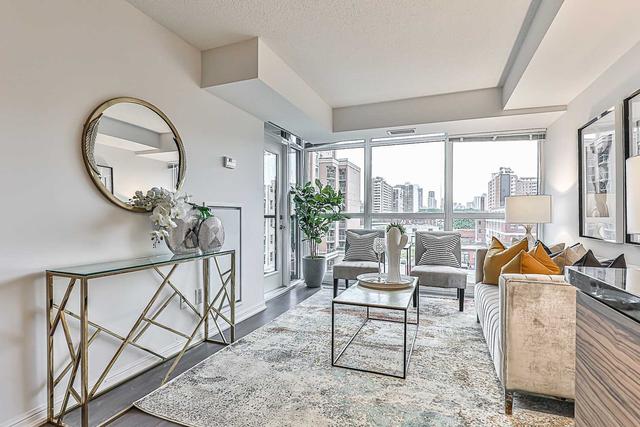 717 - 400 Adelaide St E, Condo with 2 bedrooms, 2 bathrooms and 1 parking in Toronto ON | Image 11
