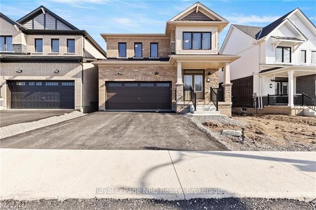 78 Eastbridge Ave, House detached with 4 bedrooms, 3 bathrooms and 4 parking in Welland ON | Image 1