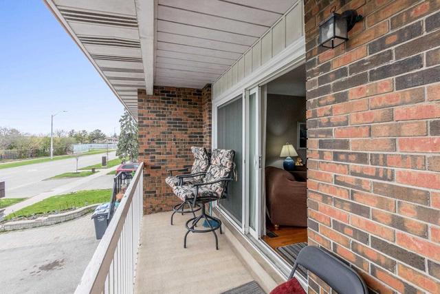 348 Centre St, House semidetached with 4 bedrooms, 3 bathrooms and 5 parking in Brampton ON | Image 22