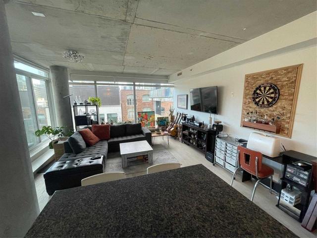 721 - 75 Portland St, Condo with 2 bedrooms, 2 bathrooms and 1 parking in Toronto ON | Image 14