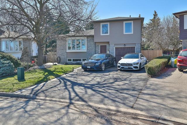 16 Gondola Cres, House detached with 3 bedrooms, 4 bathrooms and 5 parking in Brampton ON | Image 1