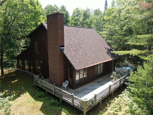 84 Rosebrugh Road, House detached with 3 bedrooms, 2 bathrooms and 6 parking in Greater Madawaska ON | Image 4