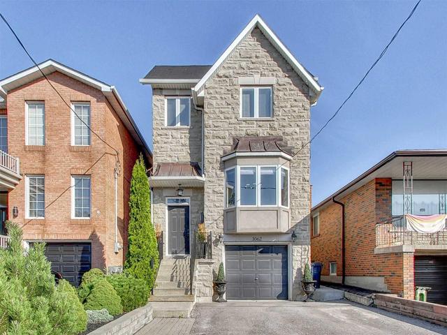 1062 Briar Hill Ave, House detached with 3 bedrooms, 4 bathrooms and 4 parking in Toronto ON | Image 1