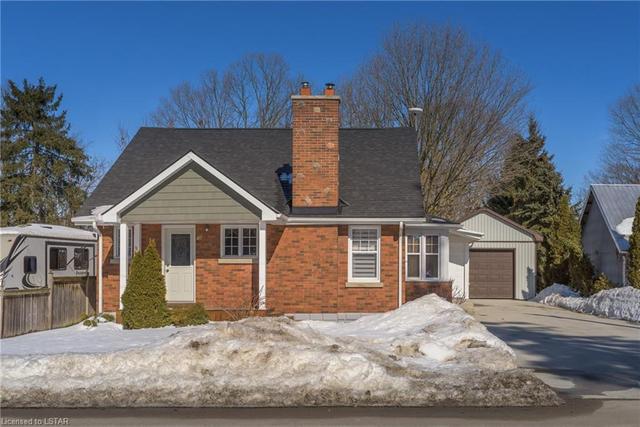24388 Poplar Hill Road, House detached with 3 bedrooms, 1 bathrooms and null parking in Middlesex Centre ON | Image 2
