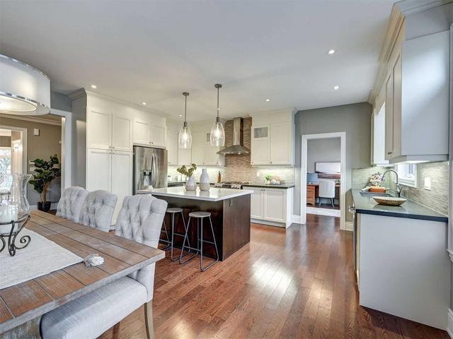 19 Elm St, House detached with 4 bedrooms, 5 bathrooms and 8 parking in Markham ON | Image 8