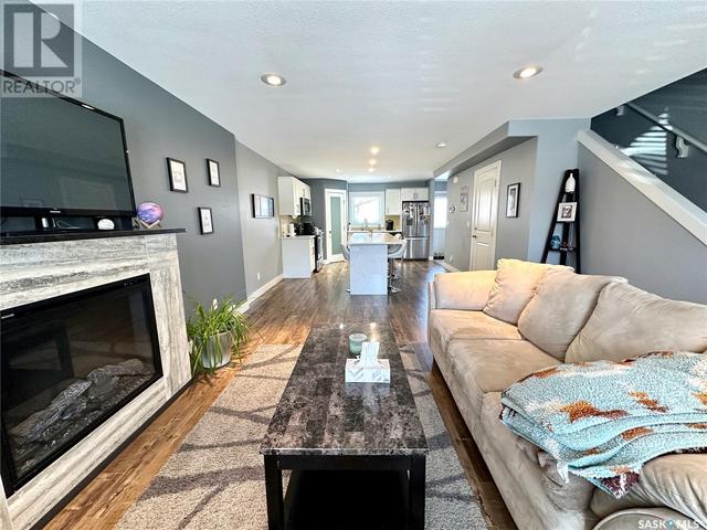 1309 D Avenue N, House detached with 4 bedrooms, 4 bathrooms and null parking in Saskatoon SK | Image 5