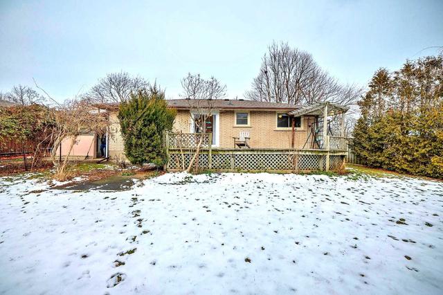 10 Prince Charles Dr, House detached with 3 bedrooms, 2 bathrooms and 3 parking in St. Catharines ON | Image 29