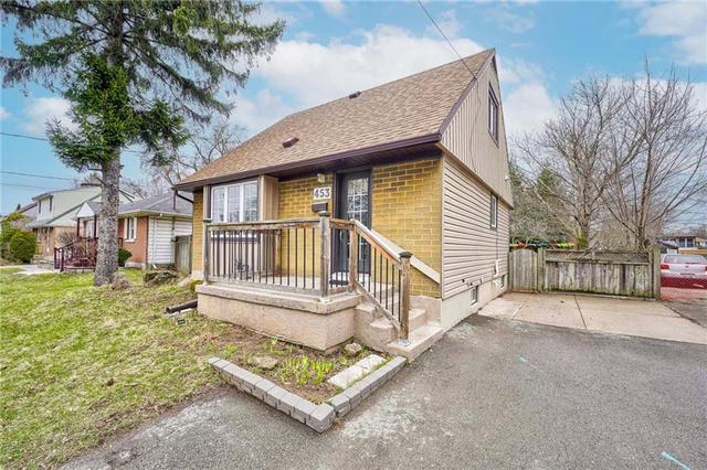 453 East 37th Street, House detached with 4 bedrooms, 2 bathrooms and 4 parking in Hamilton ON | Image 2