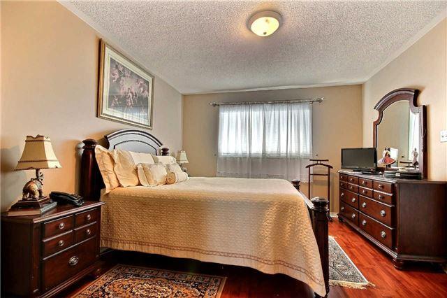 3866 Foxborough Tr, House semidetached with 3 bedrooms, 4 bathrooms and 2 parking in Mississauga ON | Image 16
