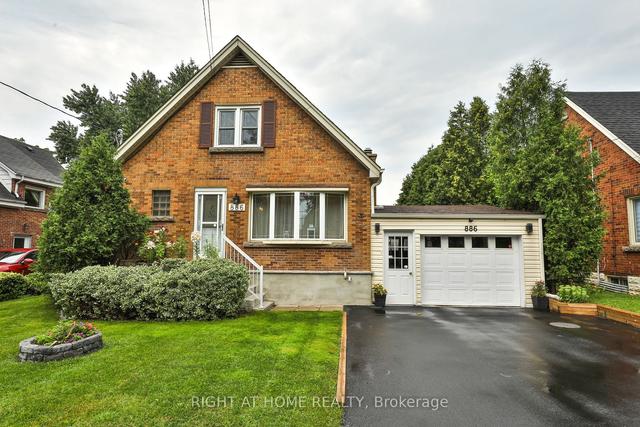 886 West 5th St, House detached with 3 bedrooms, 2 bathrooms and 4 parking in Hamilton ON | Image 15