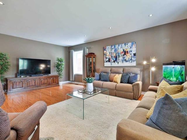 179 Kennard Ave, House detached with 3 bedrooms, 5 bathrooms and 8 parking in Toronto ON | Image 34