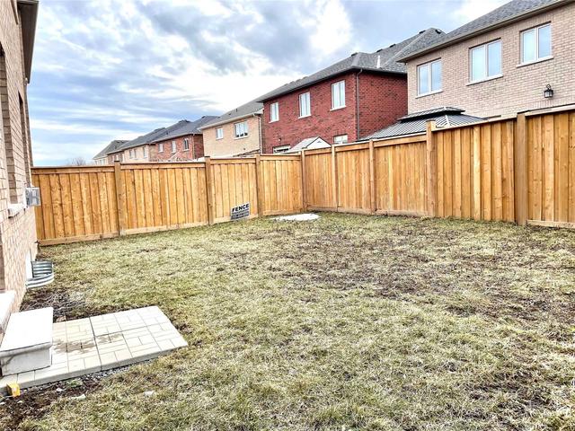 2534 Stallion Dr, House detached with 4 bedrooms, 4 bathrooms and 6 parking in Oshawa ON | Image 17