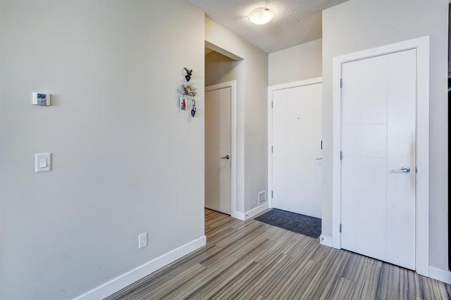3 - 4 Sage Hill Terrace Nw, Condo with 2 bedrooms, 2 bathrooms and 1 parking in Calgary AB | Image 4