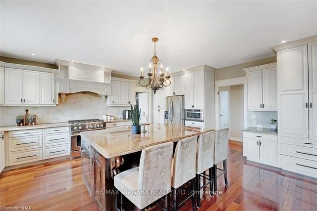 35 Clearview Hts, House detached with 4 bedrooms, 5 bathrooms and 8 parking in St. Catharines ON | Image 9