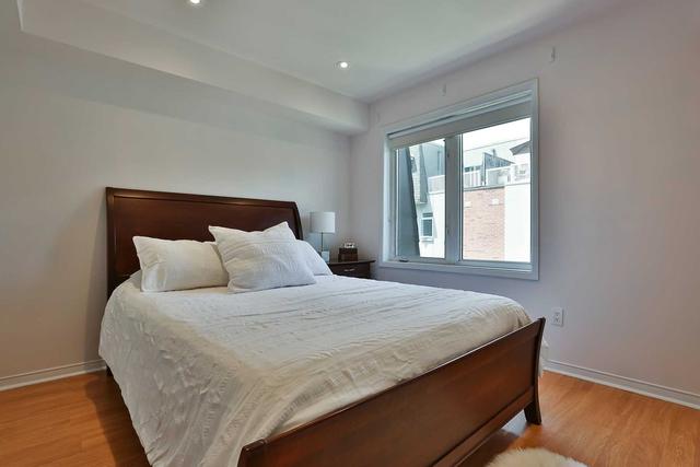 24 - 20 Turntable Cres, Townhouse with 3 bedrooms, 2 bathrooms and 1 parking in Toronto ON | Image 11