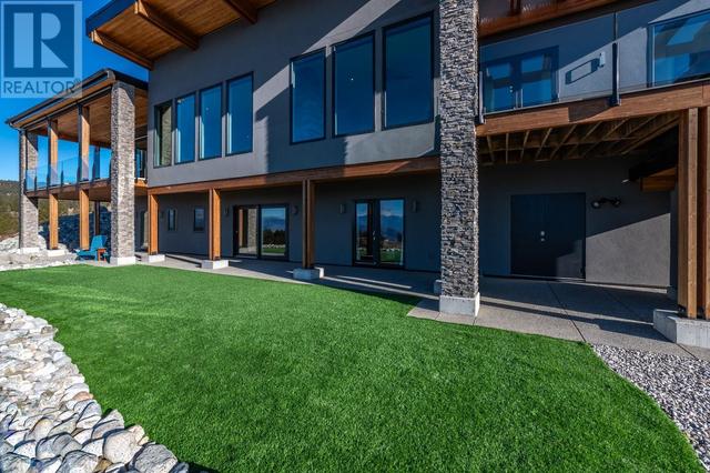 960 Eagle Place, House detached with 2 bedrooms, 1 bathrooms and 10 parking in Okanagan Similkameen A BC | Image 36