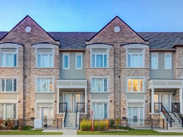 247 - 250 Sunny Meadow Blvd, Townhouse with 3 bedrooms, 3 bathrooms and 1 parking in Brampton ON | Image 1