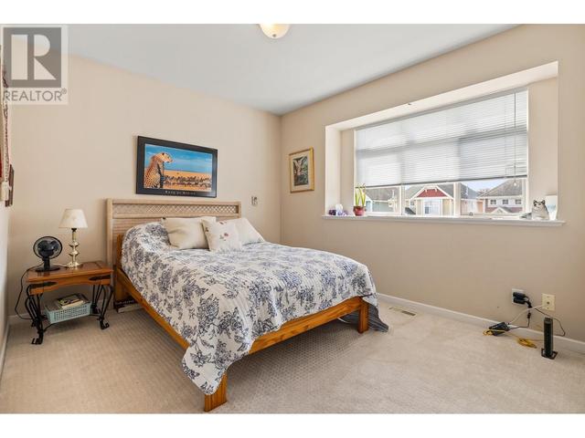 12266 Ewen Avenue, House detached with 4 bedrooms, 3 bathrooms and 2 parking in Richmond BC | Image 26