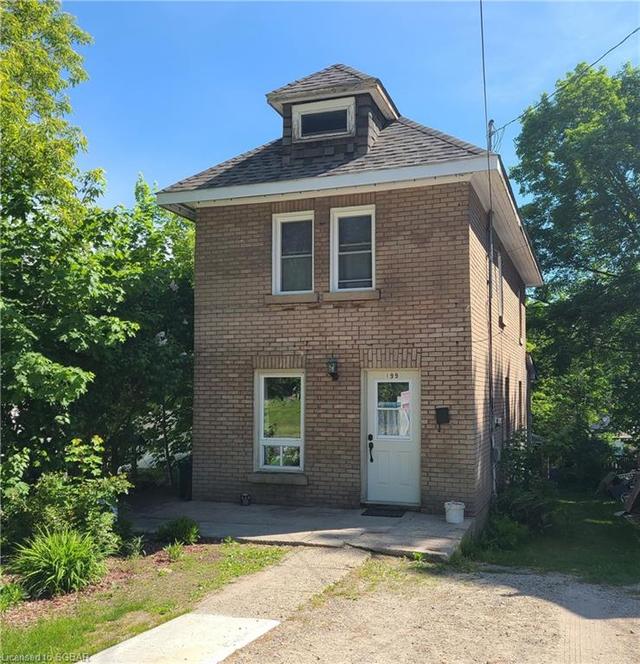 199 Fifth Street, House detached with 3 bedrooms, 1 bathrooms and null parking in Midland ON | Image 1