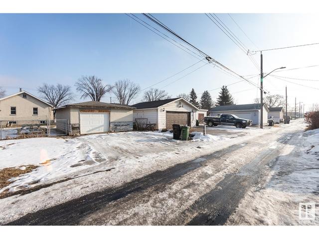 12760 113a St Nw, House detached with 2 bedrooms, 1 bathrooms and 4 parking in Edmonton AB | Image 51