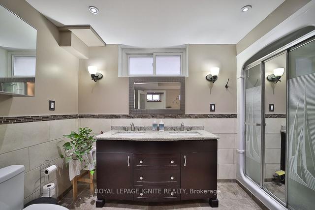 82 Brampton Rd, House detached with 3 bedrooms, 3 bathrooms and 4 parking in Toronto ON | Image 28