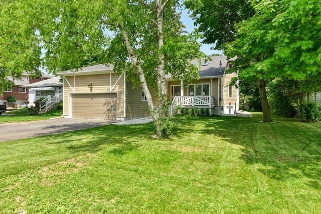 45 Poplar Rd, House detached with 4 bedrooms, 4 bathrooms and 6 parking in Toronto ON | Image 12