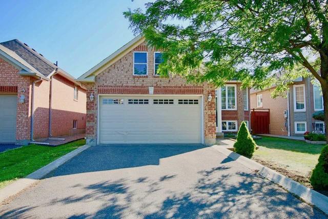 5 Arjay Tr, House detached with 3 bedrooms, 2 bathrooms and 3 parking in Brampton ON | Image 1