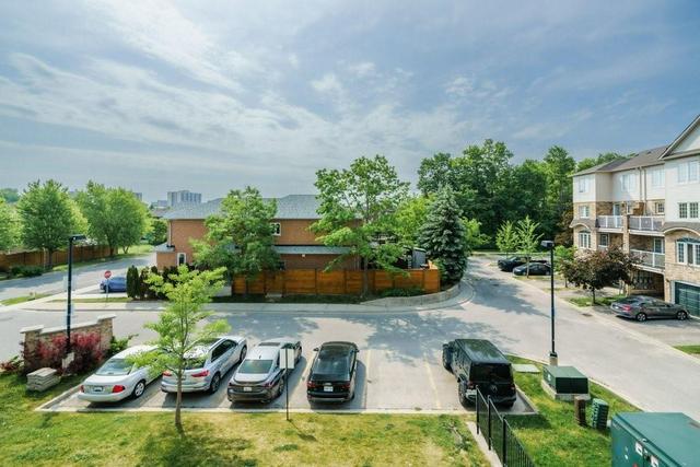 125 - 42 Pinery Trail, House attached with 3 bedrooms, 2 bathrooms and 1 parking in Toronto ON | Image 35