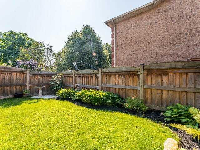 1615 Seguin Sq, House detached with 3 bedrooms, 4 bathrooms and 8 parking in Pickering ON | Image 30