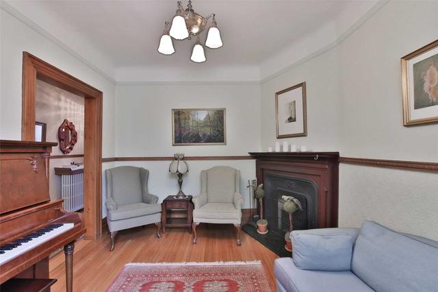 13a Delaware Ave, House semidetached with 4 bedrooms, 4 bathrooms and 1 parking in Toronto ON | Image 28
