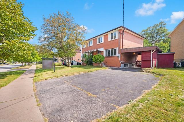 157 Painted Post Dr, House semidetached with 3 bedrooms, 2 bathrooms and 4 parking in Toronto ON | Image 23