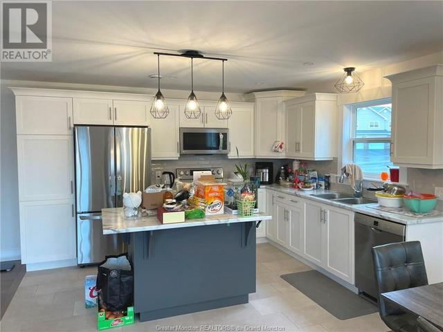168 Rochefort St, House semidetached with 3 bedrooms, 1 bathrooms and null parking in Dieppe NB | Image 3
