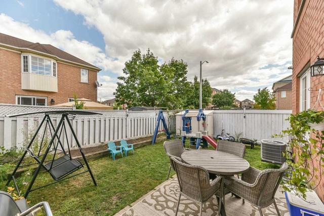 47 Caranci Cres, House detached with 3 bedrooms, 3 bathrooms and 4 parking in Brampton ON | Image 27