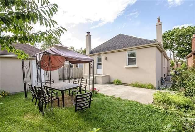 263 Codsell Ave, House detached with 3 bedrooms, 3 bathrooms and 6 parking in Toronto ON | Image 11