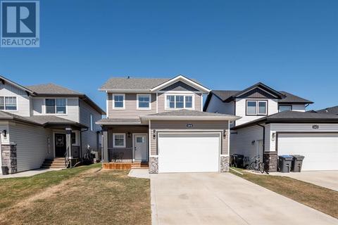144 Hampton Crescent, House detached with 4 bedrooms, 3 bathrooms and 1 parking in Sylvan Lake AB | Card Image