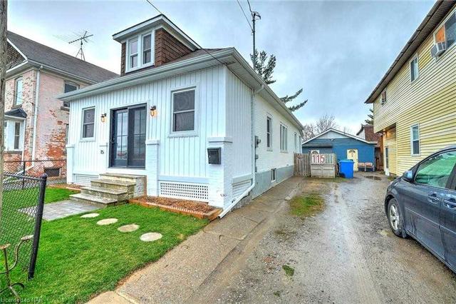115 Vine St S, House detached with 4 bedrooms, 2 bathrooms and 3 parking in St. Catharines ON | Image 23