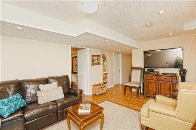 11 Florence Dr, House detached with 3 bedrooms, 4 bathrooms and 3 parking in Brampton ON | Image 11