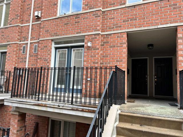 211 - 415 Jarvis St, Townhouse with 2 bedrooms, 1 bathrooms and 0 parking in Toronto ON | Image 5