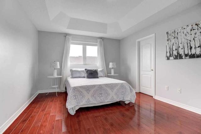 4 Amaranth Cres, House detached with 4 bedrooms, 4 bathrooms and 6 parking in Brampton ON | Image 5