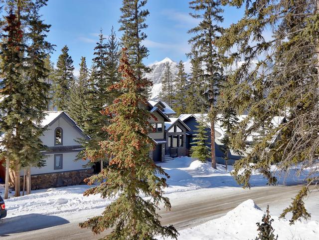 4 - 124 Silvertip Ridge, Home with 4 bedrooms, 3 bathrooms and 4 parking in Canmore AB | Image 12