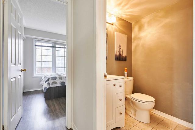 65 - 42 Pinery Tr, Townhouse with 3 bedrooms, 2 bathrooms and 1 parking in Toronto ON | Image 7