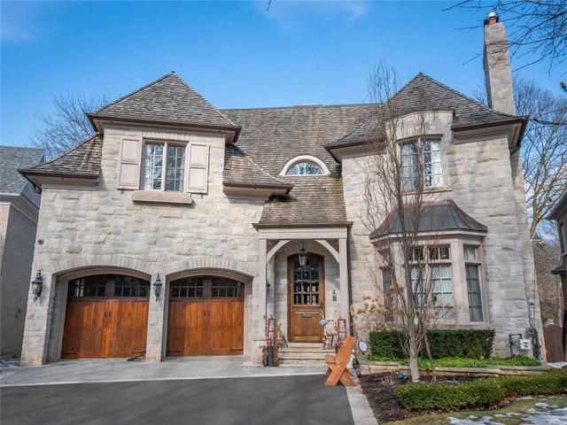 4 Donino Crt, House detached with 5 bedrooms, 7 bathrooms and 6 parking in Toronto ON | Image 1