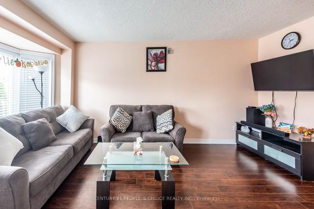 7 - 1540 Upper Gage Ave, Townhouse with 3 bedrooms, 3 bathrooms and 2 parking in Hamilton ON | Image 3