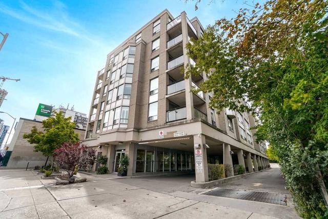 ph08 - 5940 Yonge St, Condo with 2 bedrooms, 2 bathrooms and 1 parking in Toronto ON | Image 1