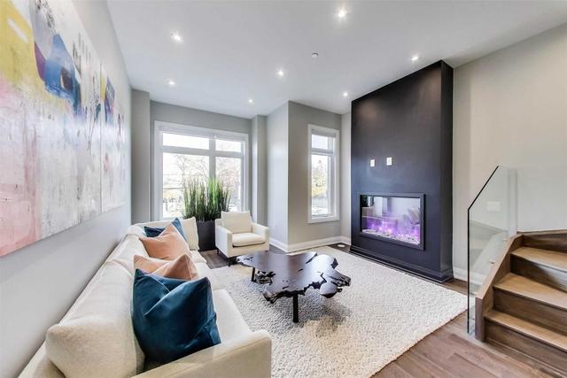 th10 - 1124 Islington Ave, House attached with 3 bedrooms, 3 bathrooms and 2 parking in Toronto ON | Image 24