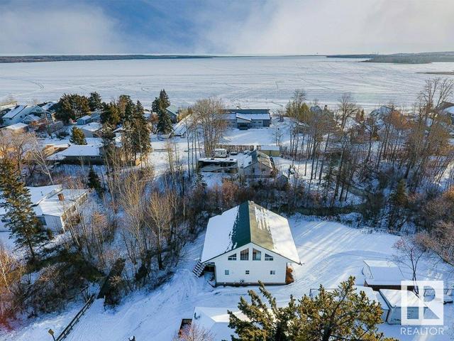 117 5 St, House detached with 3 bedrooms, 4 bathrooms and null parking in Seba Beach AB | Image 1